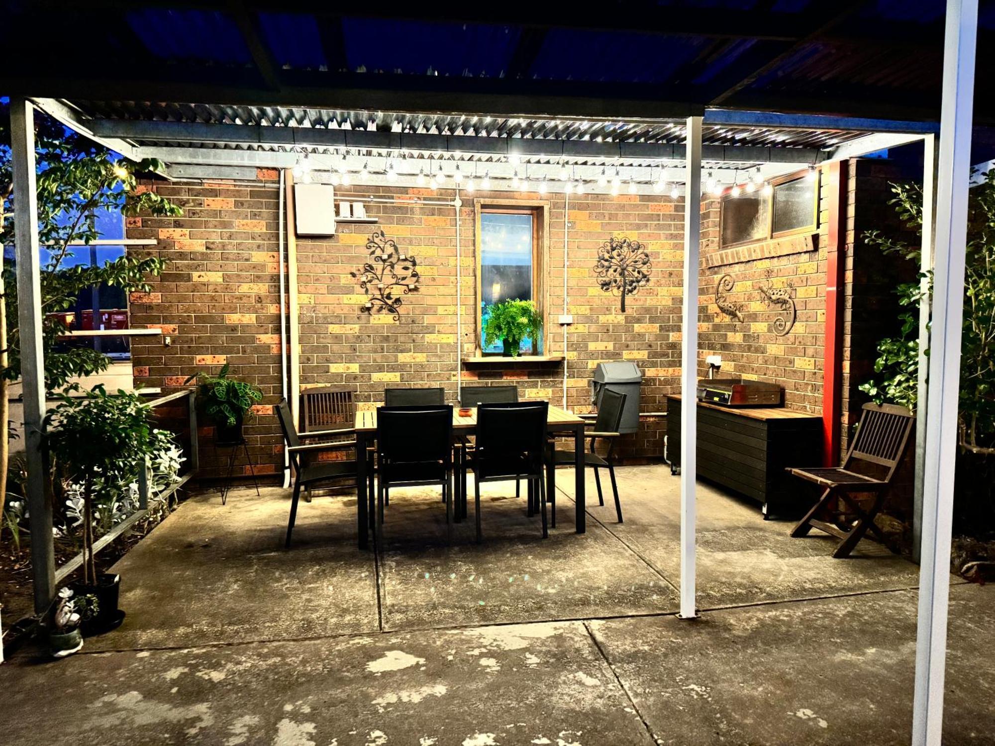 أرارات Statesman Motor Inn المظهر الخارجي الصورة