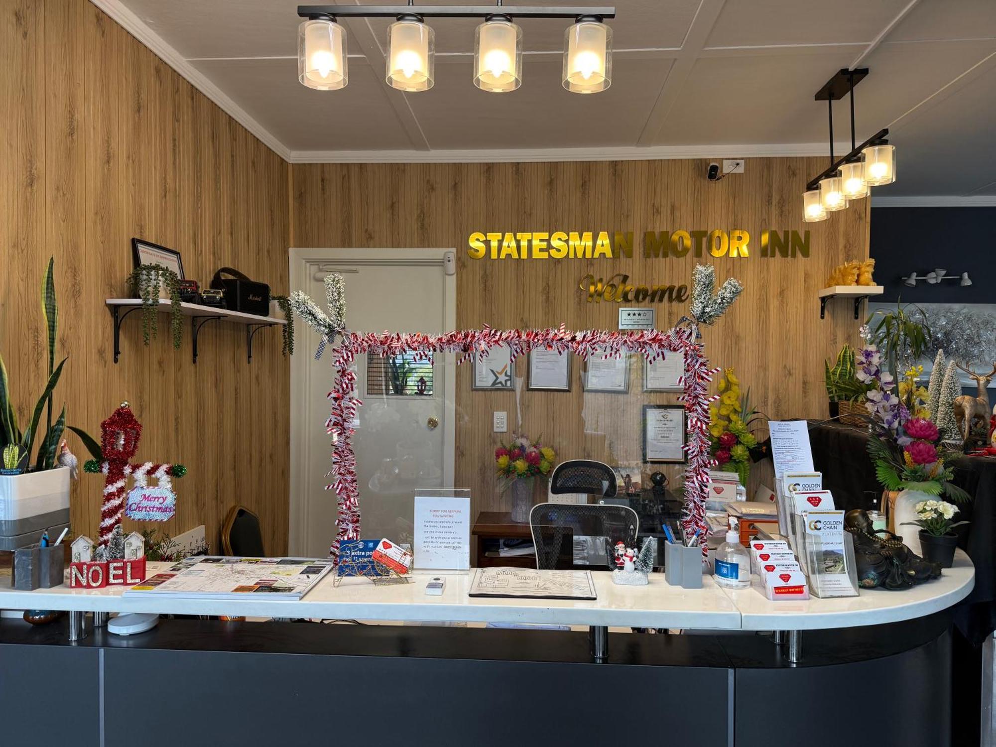 أرارات Statesman Motor Inn المظهر الخارجي الصورة