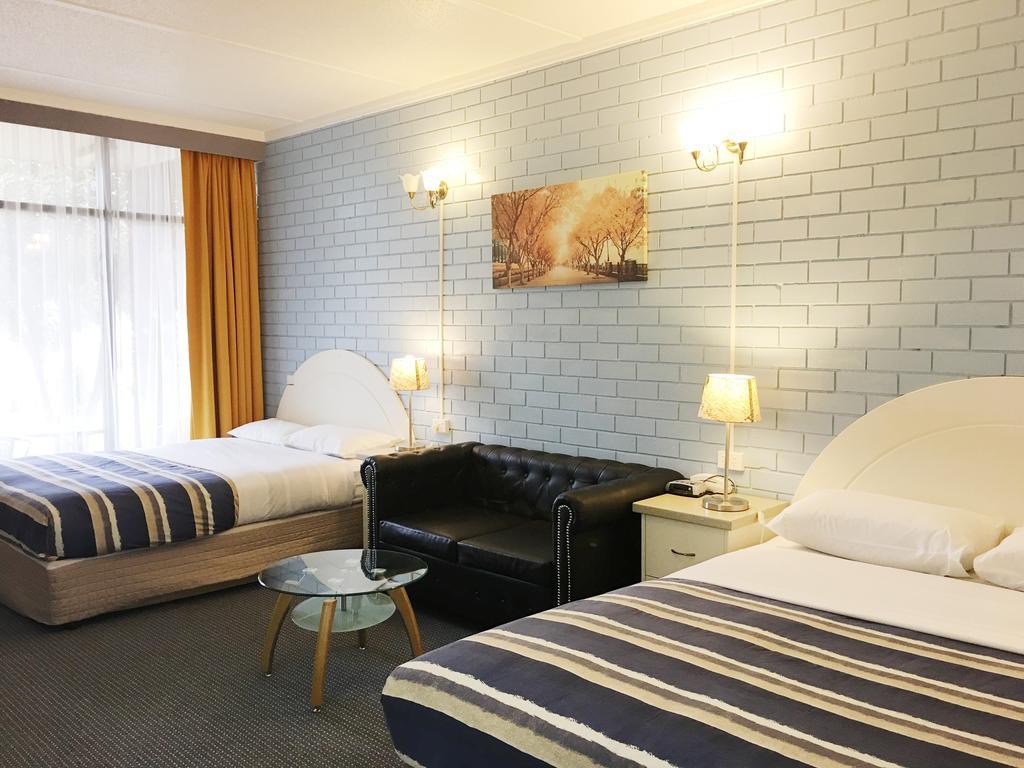 أرارات Statesman Motor Inn المظهر الخارجي الصورة