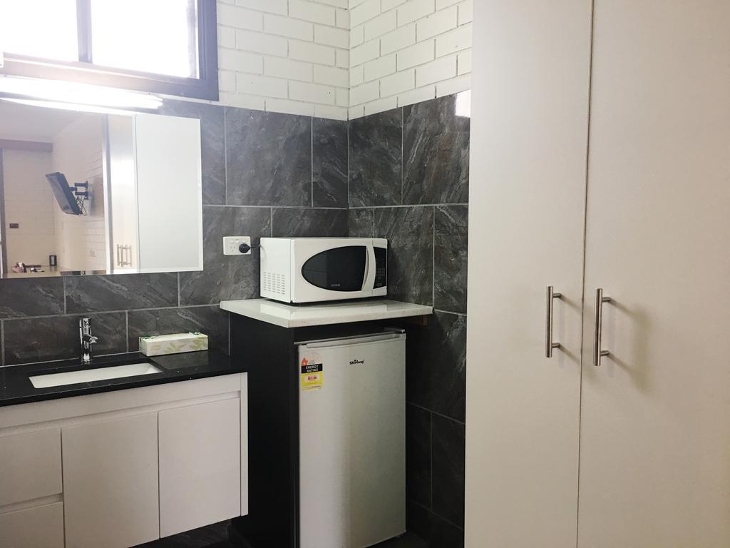 أرارات Statesman Motor Inn المظهر الخارجي الصورة